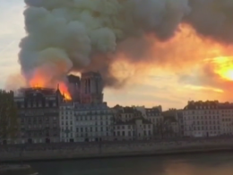 Що вдалось врятувати з пожежі у Соборі Паризької Богоматері
