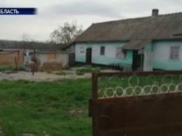 В Одесской области женщина родила сына и выбросила в выгребную яму