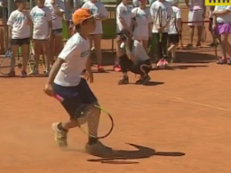 Под Киевом прошел теннисный турнир среди детей