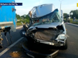 Автобус зі школярами розбився на Дніпропетровщині
