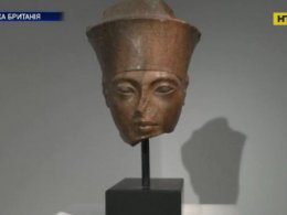 В Лондоне за 6 миллионов долларов продали древнюю скульптуру Тутанхамона