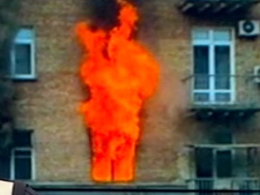 В центре Киева горел многоквартирный дом