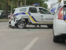 В столице в аварию попало полицейское авто