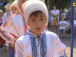 Новим рекордом Україну вирішили привітати жителі Черкас