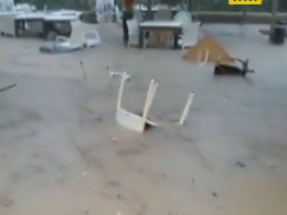 Потужні зливи та шквальний вітер спричинили хаос на Майорці
