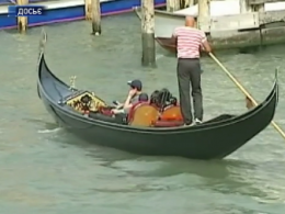 За купание в Венецианском канале чешских туристов оштрафовали на 3000 евро