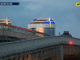 Теракт на мосту Метро: чи затримали невідомого чоловіка