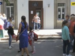 В Одессе полсотни учеников младших классов отравились после обеда в школьной столовой
