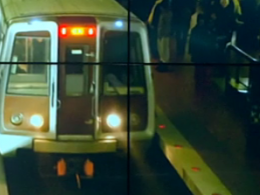 В Нью-Йорке из-под колес поезда метро вытащили 5-летнюю девочку