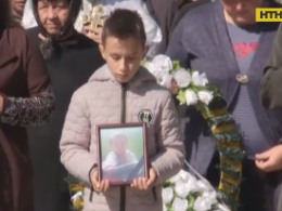 На Тернопільщині поховали 5-річного хлопчика, який помер внаслідок ускладнень від кору