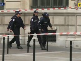 Кривавий злочин скоїв поліцейський у самому центрі Парижа