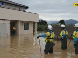 Японію атакував найпотужніший за останні 60 років років буревій