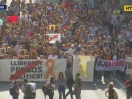 13 років в'язниці дістали лідери іспанської Каталонії, які виступали за незалежність реґіону