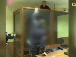 У Москві підозрюваний намагався втекти із зали суду через стелю