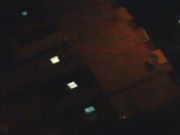 В Сумах мужчина навеселе пытался выйти из квартиры через балкон 5 этажа