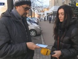 У Харкові чоловік уже півроку шукає дружину та 6-річну доньку