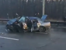 В Киеве водитель Мitsubishi вылетел во встречный Ford: есть погибшие