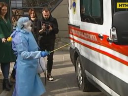 У Києві 2 людей, у яких лабораторно підтвердили коронавірус, почуваються добре