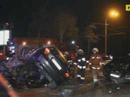 В Днепре очень пьяный водитель "Мерседеса" убил молодоженов