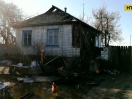 Троє людей згоріли у власному будинку на Чернігівщині