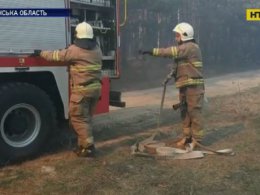 Волонтери допомагають рятувальникам по всій країні