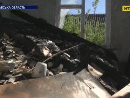 На Полтавщине семья осталась без дома из-за пожара