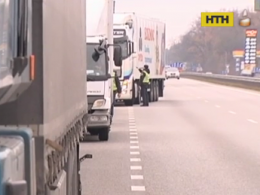 Власти ввели ограничения на въезд грузовиков в столицу