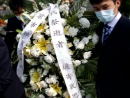 В Китае 43-летний мужчина, которому устроили пышные похороны, вернулся домой