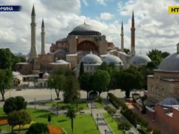 Всесвітньовідомий собор Айя-Софія в стамбулі перетворився на мечеть