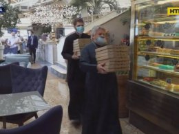 Одесская епархия УПЦ обеспечивает горячими обедами бригады экстренной медицинской помощи в городе