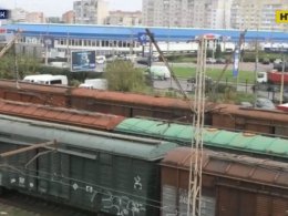 В Луцке 15-летний подросток вылез на крышу товарного вагона, где его ударило током