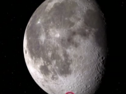 Науковці NASA знайшли на місяці воду