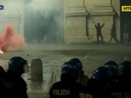 В Італії через посилення карантину тривають вуличні протести