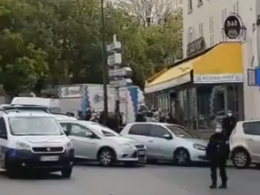 Спроба теракту в Парижі: Озброєний мачете чоловік кидався на перехожих