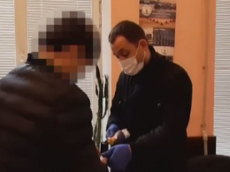 В Одессе задержали молодого человека, который в ночных клубах грабил иностранцев