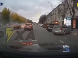 В центре Харькова иномарка сбила 4 пешеходов