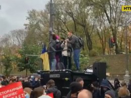 Підприємці вийшли на мітинги з вимогою не запроваджувати карантин вихідного дня