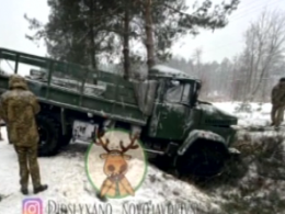 КРАЗ с военными перевернулся на Яворивском полигоне на Львовщине
