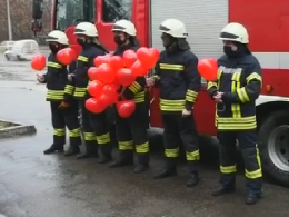 У Запоріжжі рятувальники евакуювали людей з поштового відділення заради освідчення у коханні