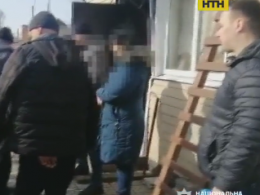 В Черкасской области злоумышленники избили и ограбили пенсионера