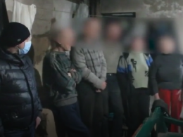 Семь человек держал в рабстве 62-летний бизнесмен из Харьковской области