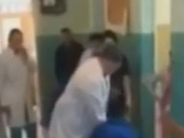 На Закарпатті в одному з відділень обласної лікарні сталася бійка між пацієнтом і лікарями