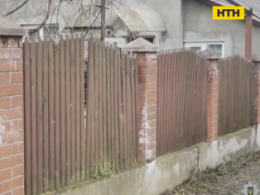 В Черновцах 65-летнюю женщину зарезали прямо в ее доме