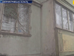 На Днепропетровщине 50-летний мужчина 6 лет жил рядом с телом умершей матери