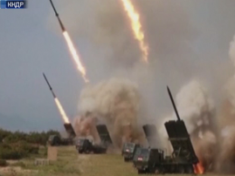 Северная Корея испытала на своей территории 2 ракеты малой дальности