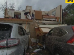 Серия мощных торнадо на юго-востоке США, погибли 6 человек