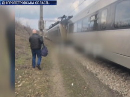 Cошел с рельсов скоростной поезд Интерсити, следовавший из Киева в Запорожье