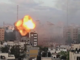 Почти 100 ракет за сутки выпустили во время взаимных обстрелов Израиль и сектор Газа