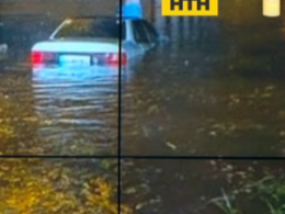 Ночной ливень затопил Мариуполь